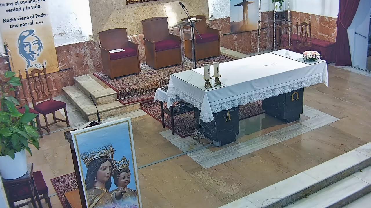 Conmemoración mensual de María Auxiliadora Coronada