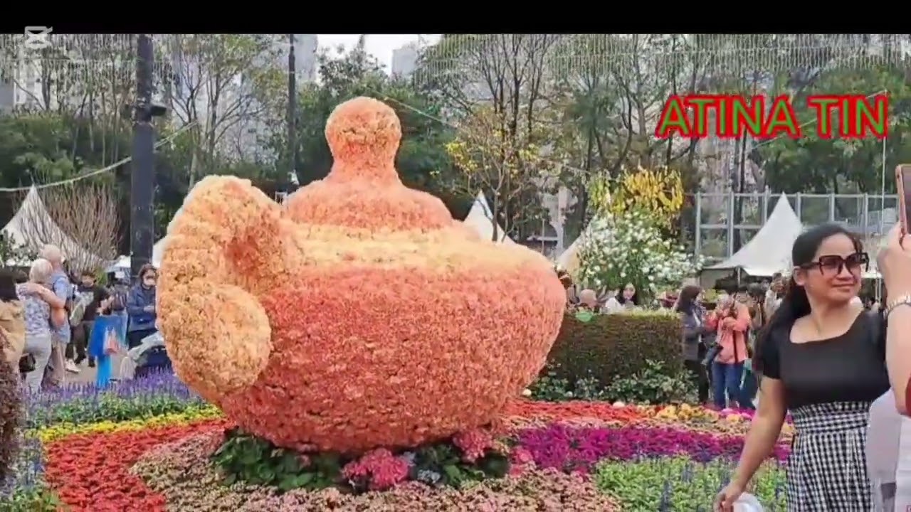 PERTAMA KALI LIBURAN BERSAMA TEMAN DI YANG TERBESAR DI HONGKONG ,Ikutin terus bersama ATINA TIN