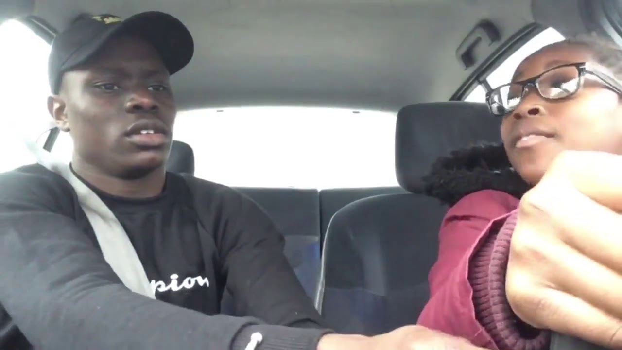Sambich - La conduite avec la vieille mère...😂😂