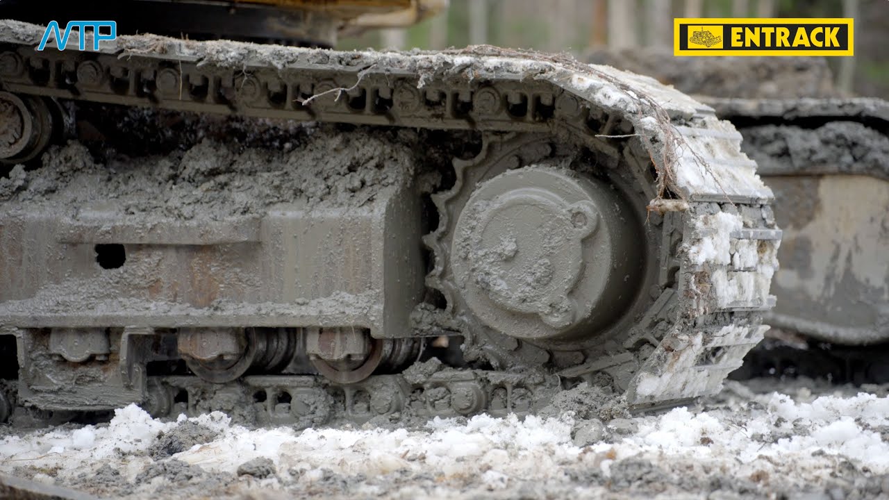 Cat 330 renovated with NTP Undercarriage from Entrack