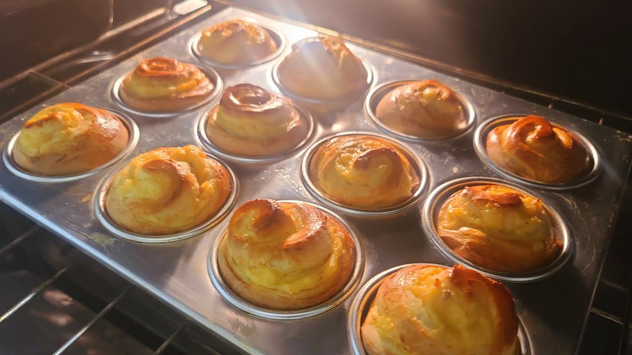 Rollos de crema deliciosa receta fácil de pan  casero