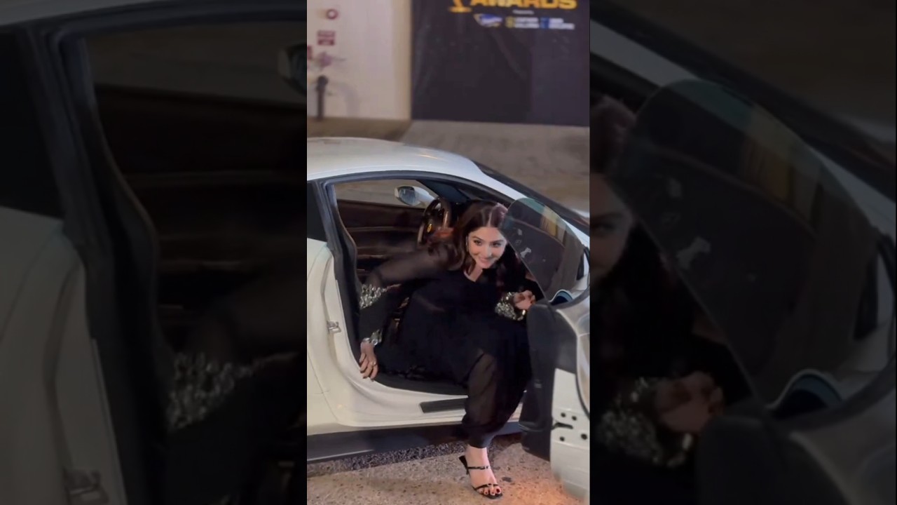 Dur-e-Fishan Entry At 10th Hum Awards Show 😍🔥 #durefishan #humtv #pakistaniactress #love #wedding
