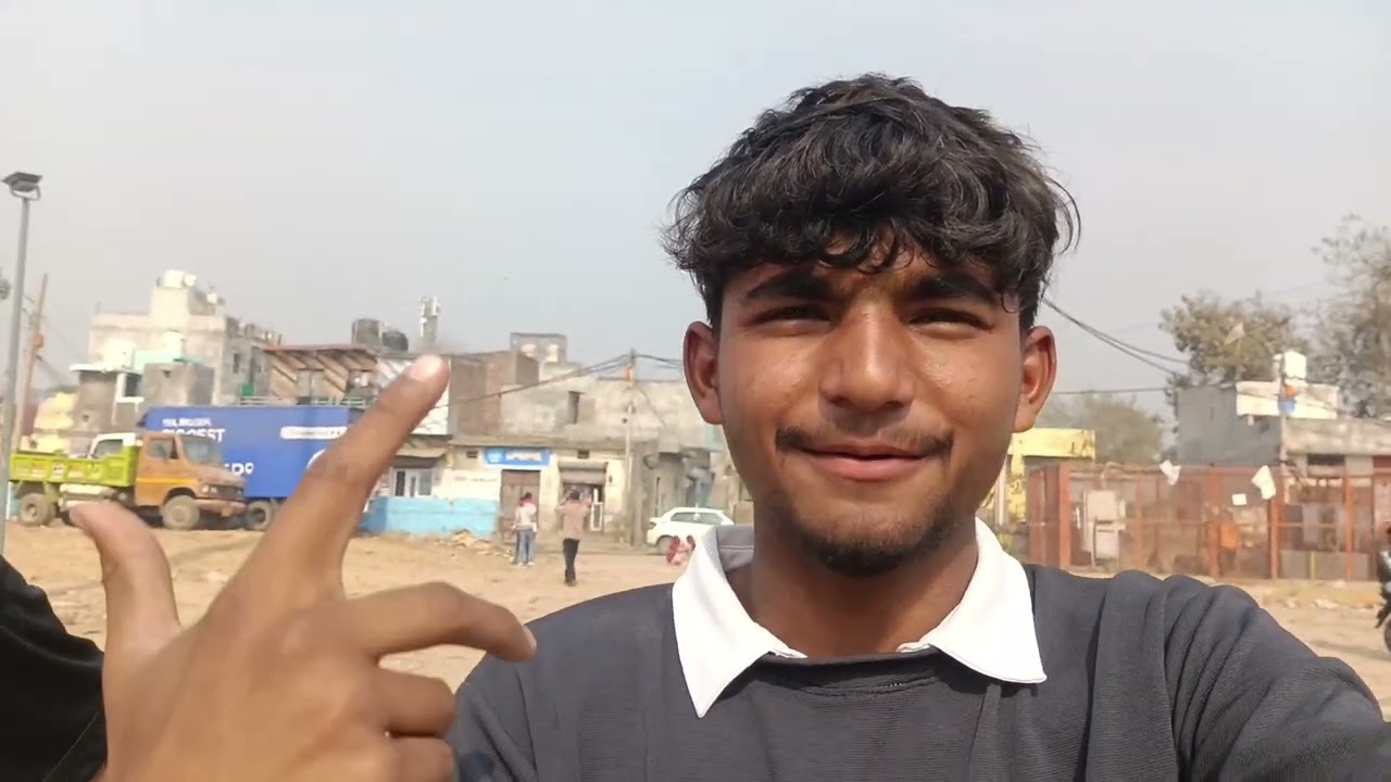 School ki chutti karke cricket khelne gye ( cricketer hi kahde ❤️‍🔥🫡) #trending #viral #vlog #mrkolu