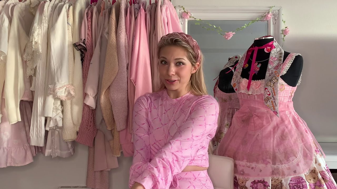 Hi Hi! Pink Greetings