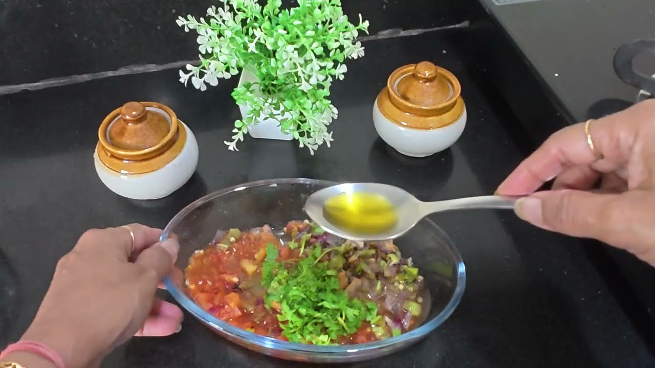 Bhune Tamatar Ki Swadisht Chutney 🍅✨| Smoky Roasted Tomato Chutney Recipe | Cooking Vlog Ep 197