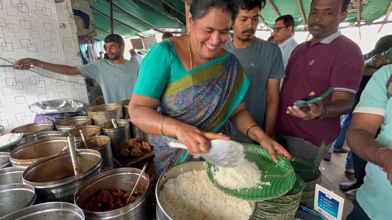 Anuradha Aunty Sery Non Veg Unlimited Meals | Hyderabad Street Food | Indian Street Food