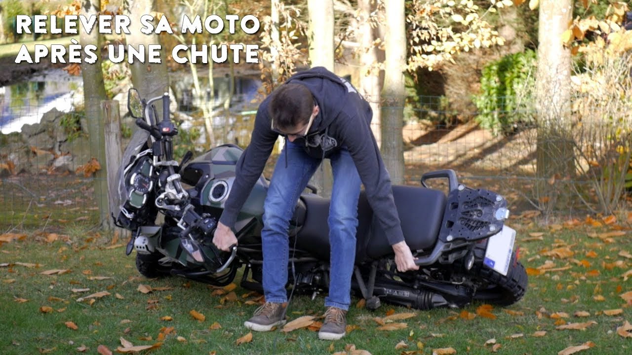 Comment relever sa moto en cas de chute - Tuto offroad trail n°4
