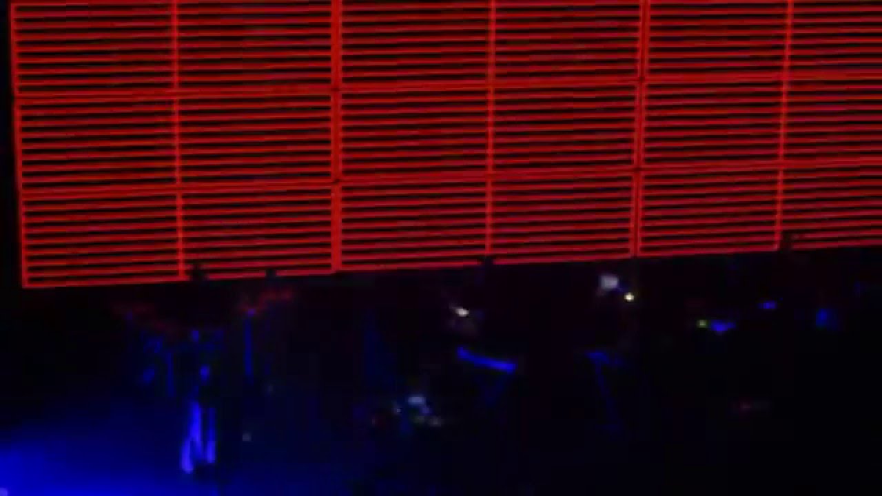 Massive Attack - Clock Forward feat. Martina Topley-Bird Live @ O2 Brixton 04/02/2016