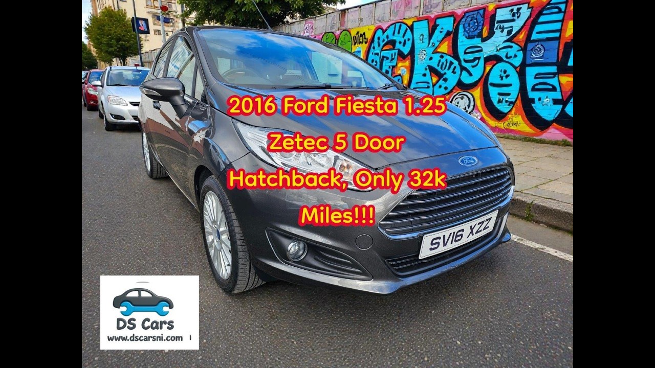 Ford Fiesta Zetec 2016 года выпуска с пробегом 32 092 миль.