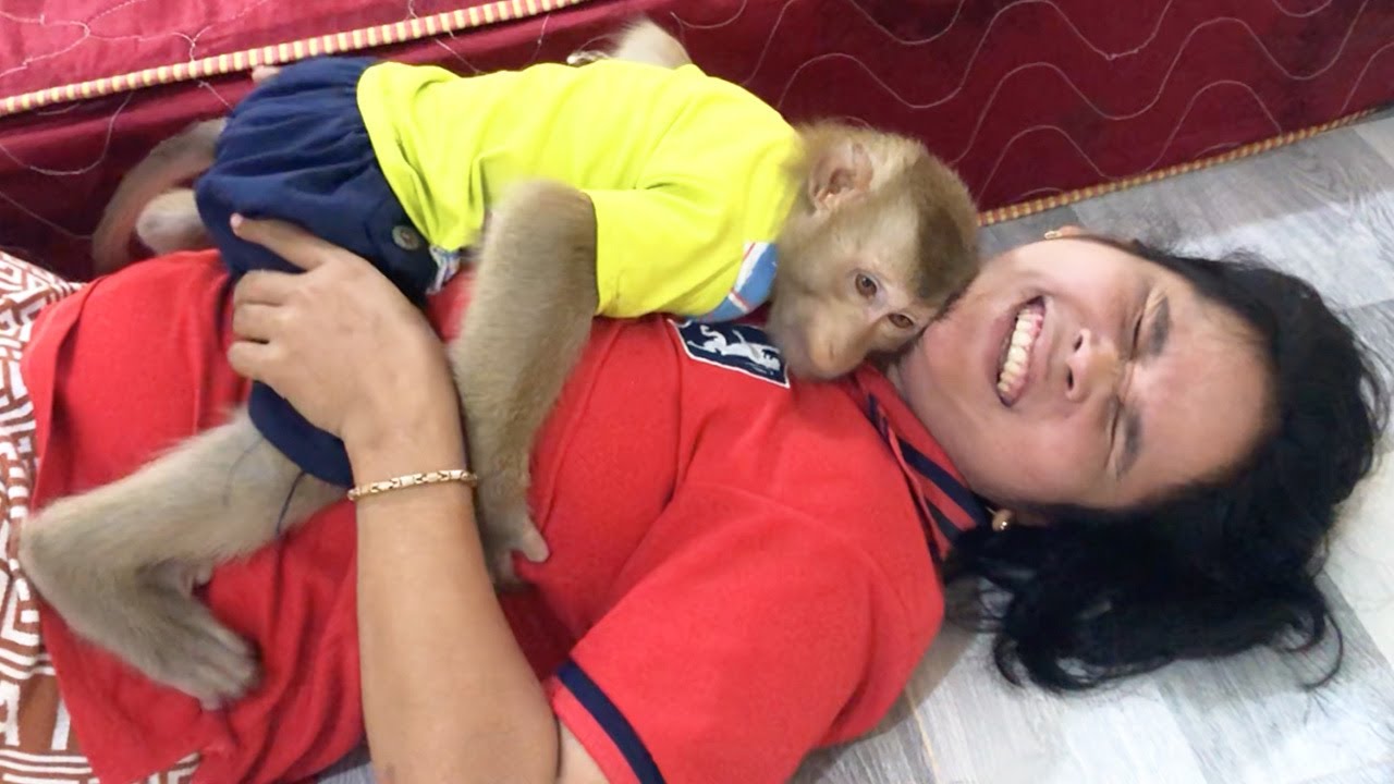 Smart Jason Panicked Hug Sorry To Kick Ball On Mom Head