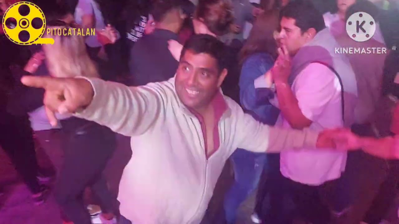 CUMBIAS CAMPERAS - GOLPE SUREÑO 37 FIESTA PROV DEL MICHAY. (sonido ambiente )