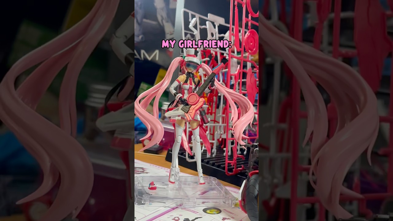 She loves her Miku&rsquo;s  #shorts #fyp #gundam #gundamcommunity #modelkit #hatsunemiku #couple