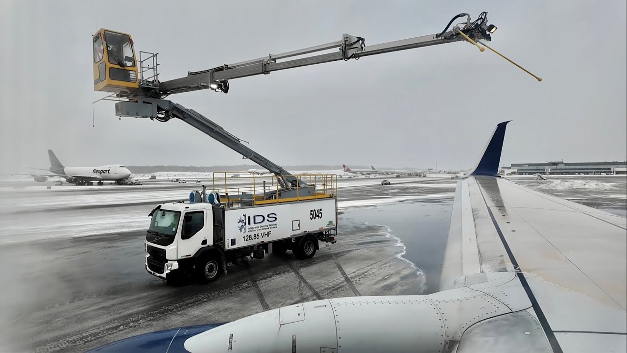 My Flight Experience From ALASKA To Las Vegas On Delta Airlines - Long Travel Day With Seattle Stop