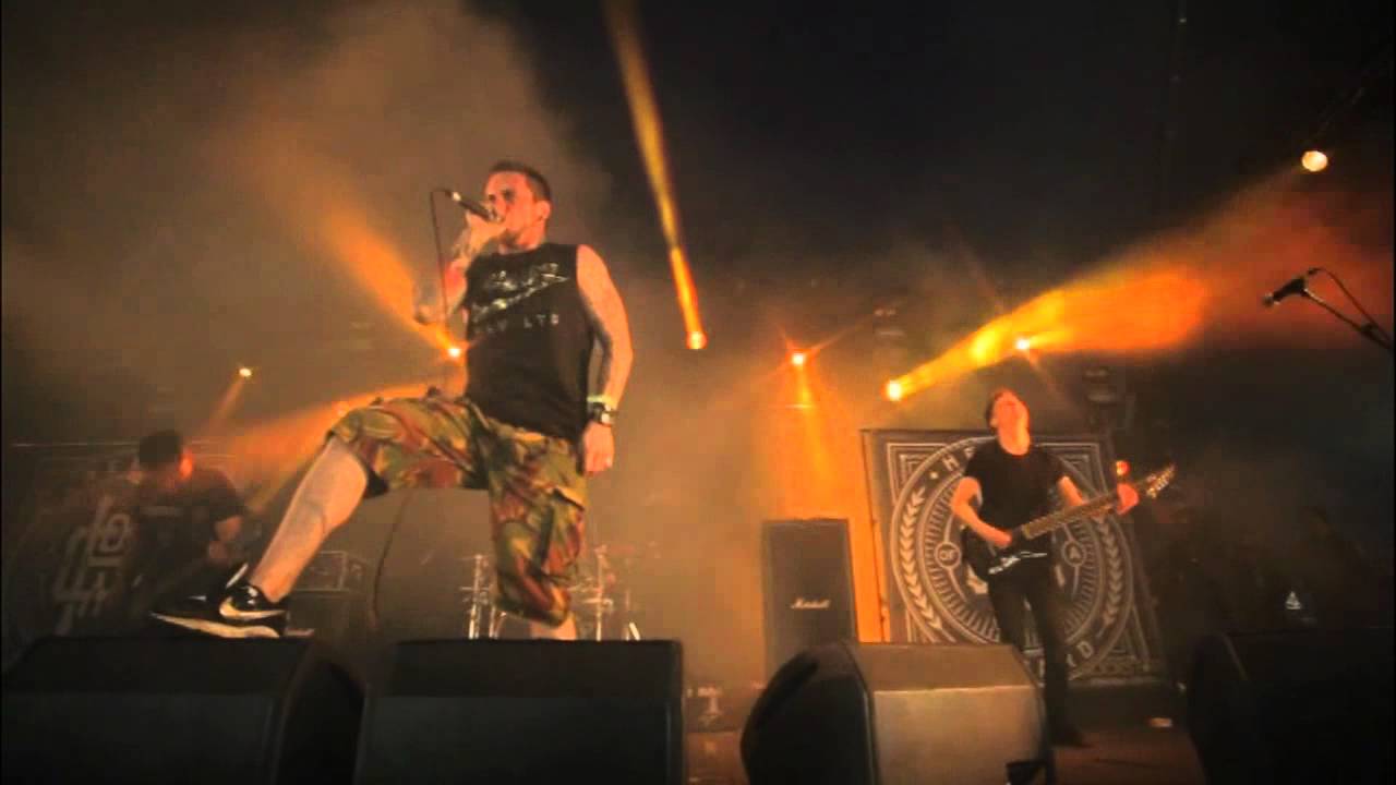 HEART OF A COWARD - Deadweight (Live at Download Festival 2013)