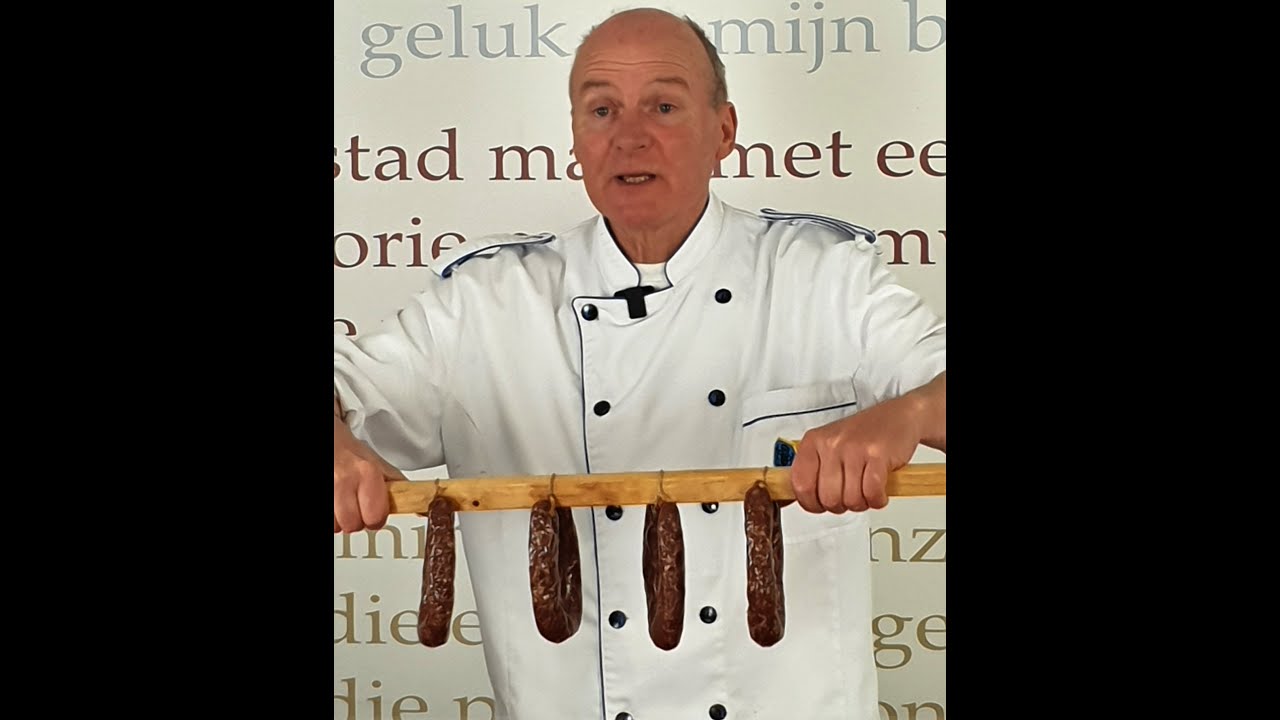 Zelf droge worst  maken? Paul van Trigt maakt droge worst van Iberico varken.
