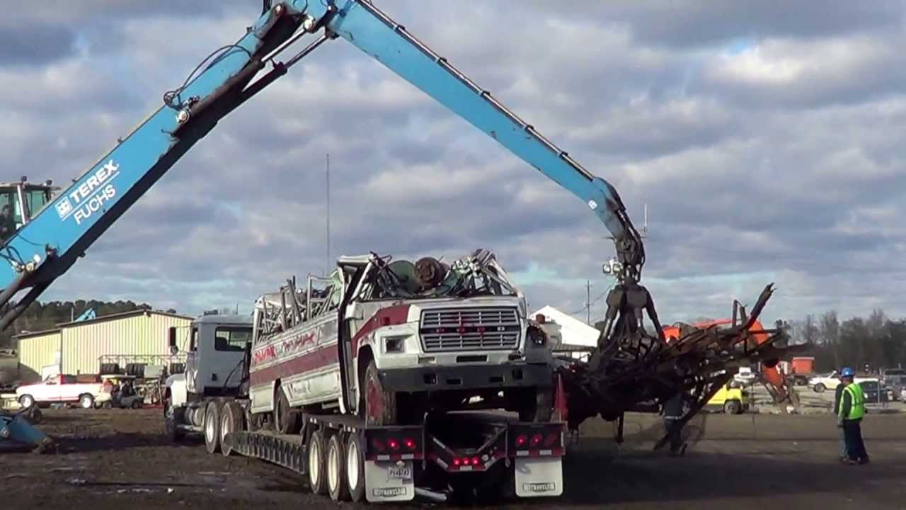 Sunshine Recycling brings Bus full of Scrap Metal into Orangeburg Plant