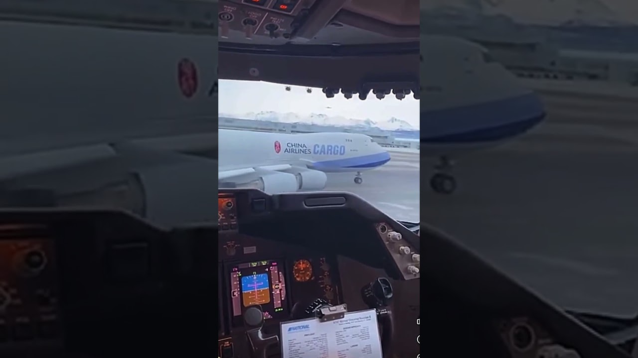 This 747 Got WAY Too Close 😳