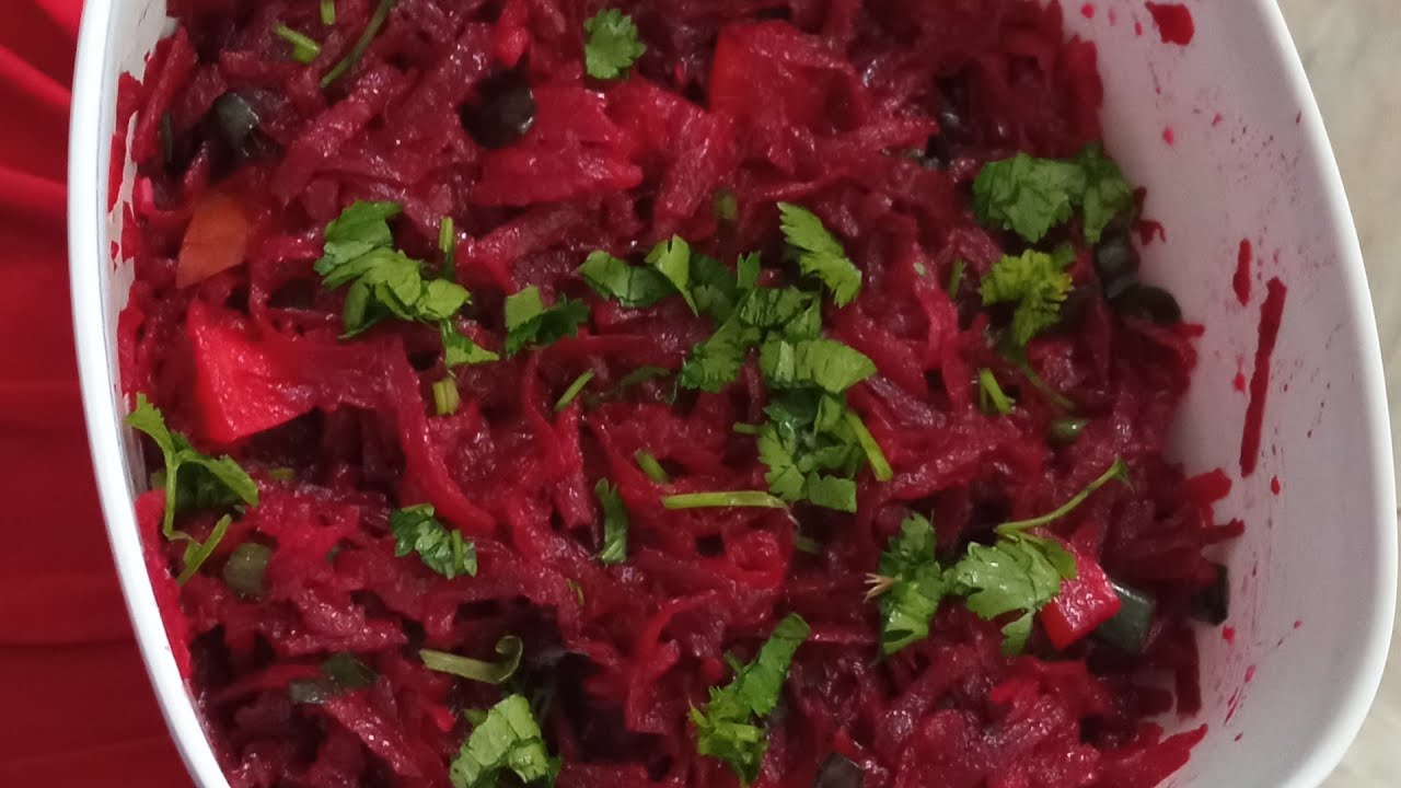 Salada de beterraba crua, faça assim pra ficar bem gostosa.