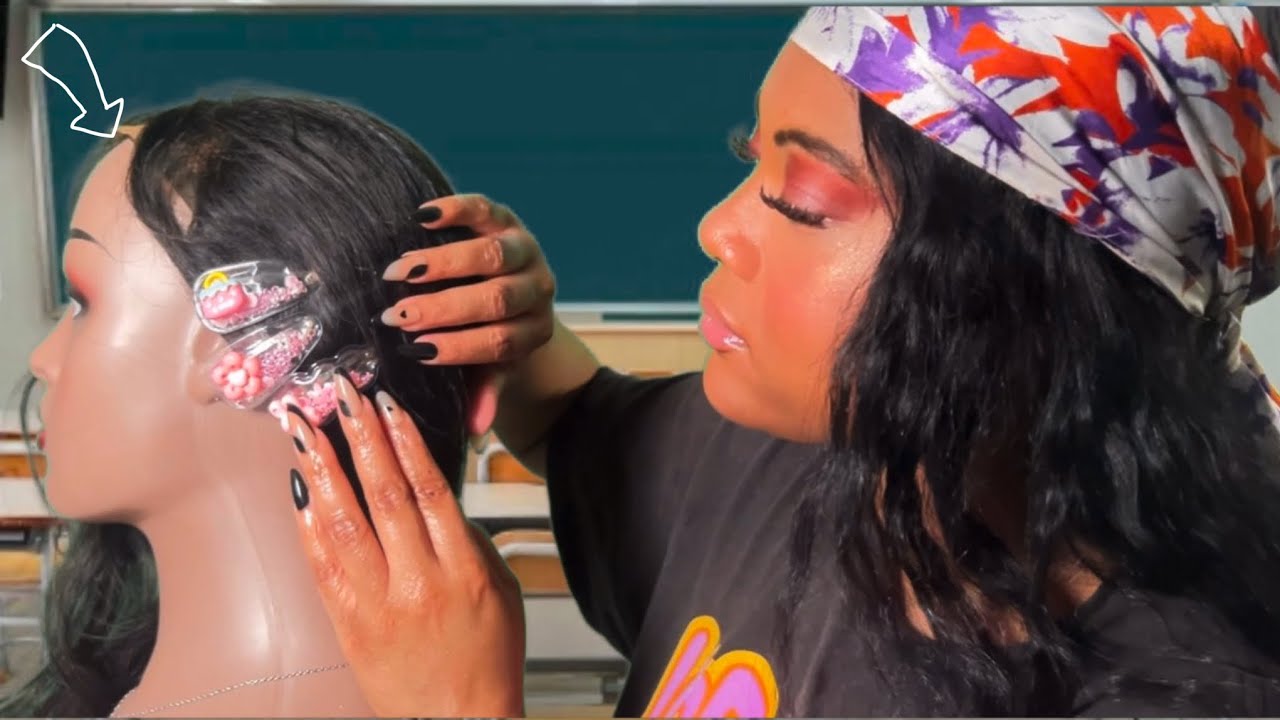 ASMR THE GOSSIP GIRL SIT NEXT TO YOU (hairplay,scalp massage, hair brushing, back scratches)RP