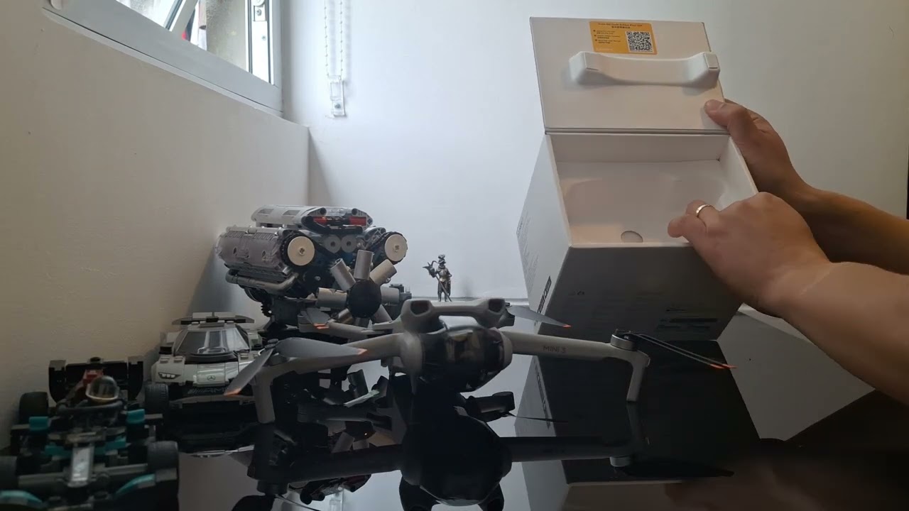 DJI Mini 3 + DJI RC-N1 ‐ Unboxing