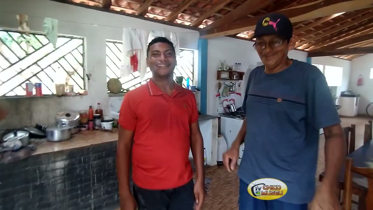 VISITAS AQUI e tivemos que fazer uma merenda na hora do almo&ccedil;o 
