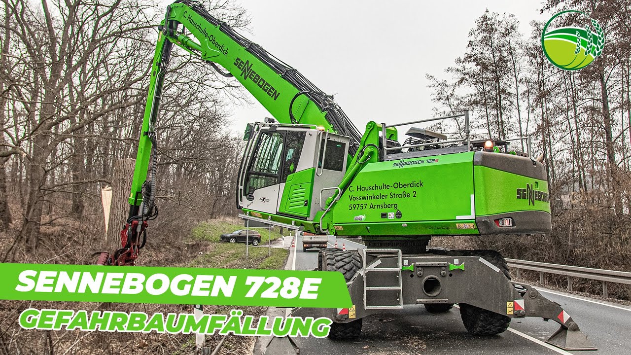 DANGER TREE FELLING with the new SENNEBOGEN 728E felling excavator