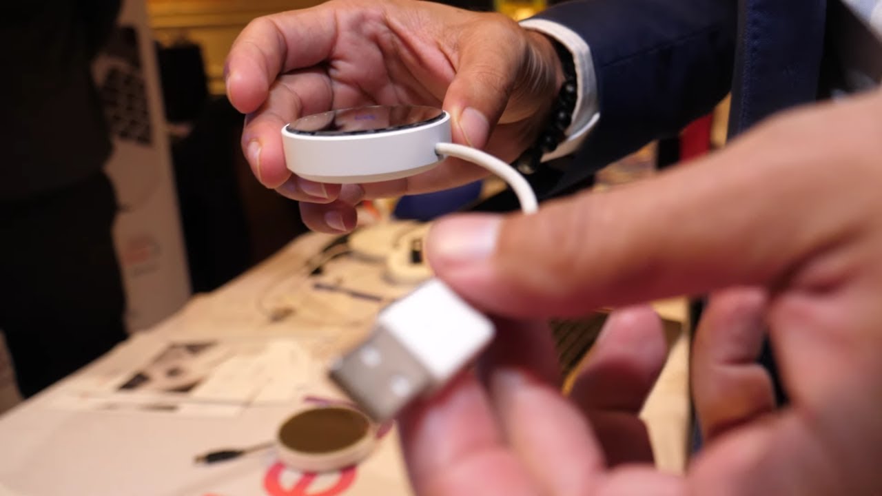 OLEDCOMM LiFiMax 100mbit/s Li-Fi, data over invisible light