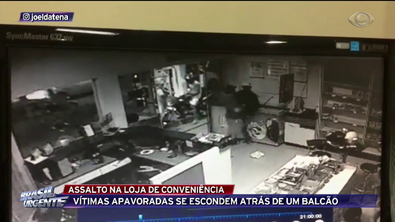 Bandido é surpreendido por policial à paisana