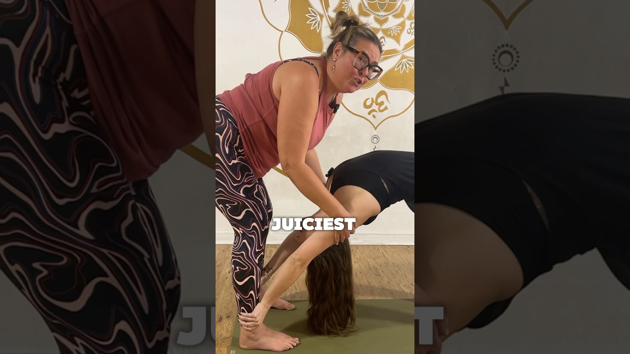 Great Yoga Teachers Give the Best Hands on Assists #yogatrainer #yogasequence #yogainstructor