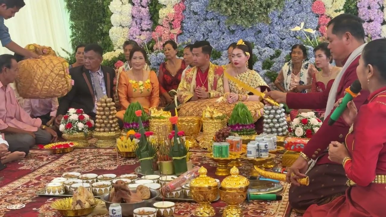 រាំដកដាវក្រសារស្បៃ