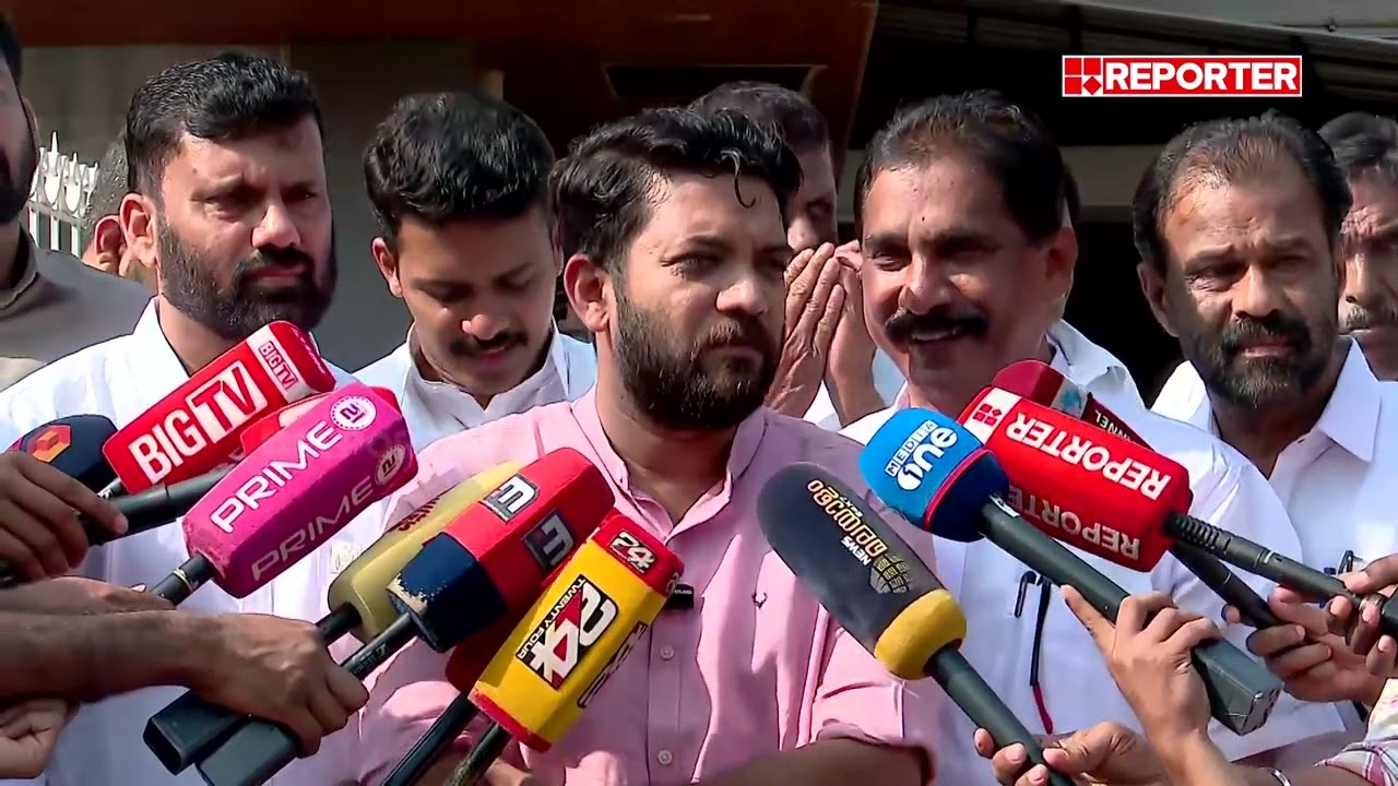 'KSU പ്രവർത്തകർ മുദ്രാവാക്യം വിളിച്ചു, കരിങ്കൊടി കാണിച്ചു, തിരക്കഥ പിന്നെയല്ലേ  ഉണ്ടായത്...'