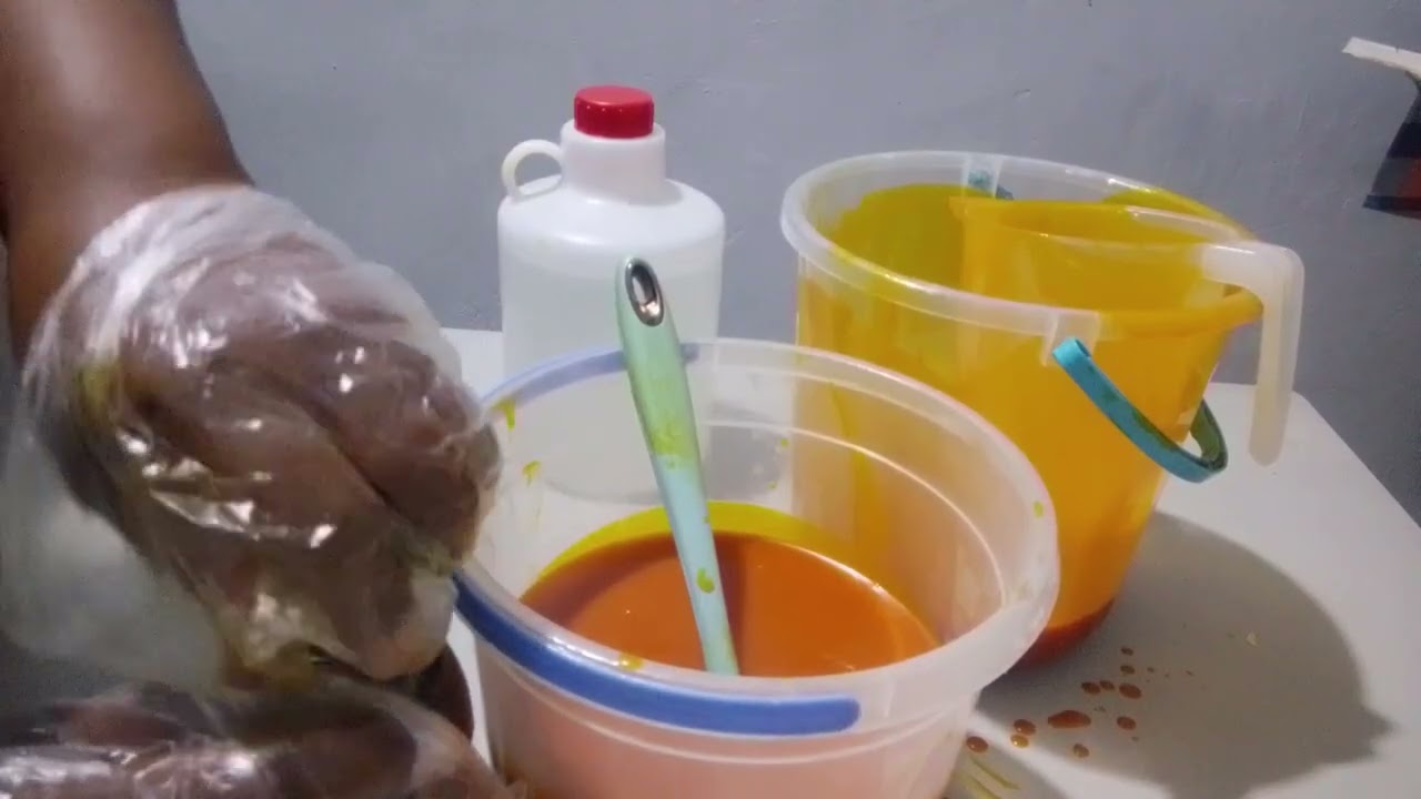 How to bleach palm oil in ENCHI (Ayi )language 