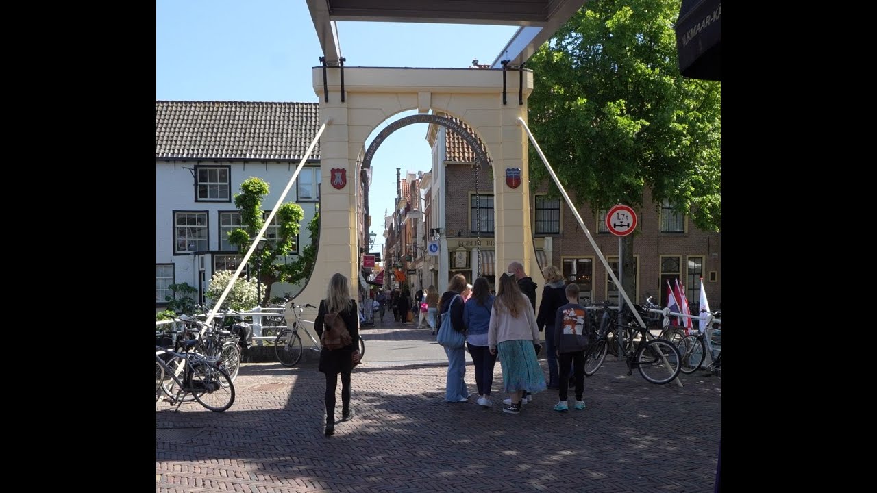 Walk along Alkmaar, Netherlands (Cheese market, Dutch culture, Historical city centre)