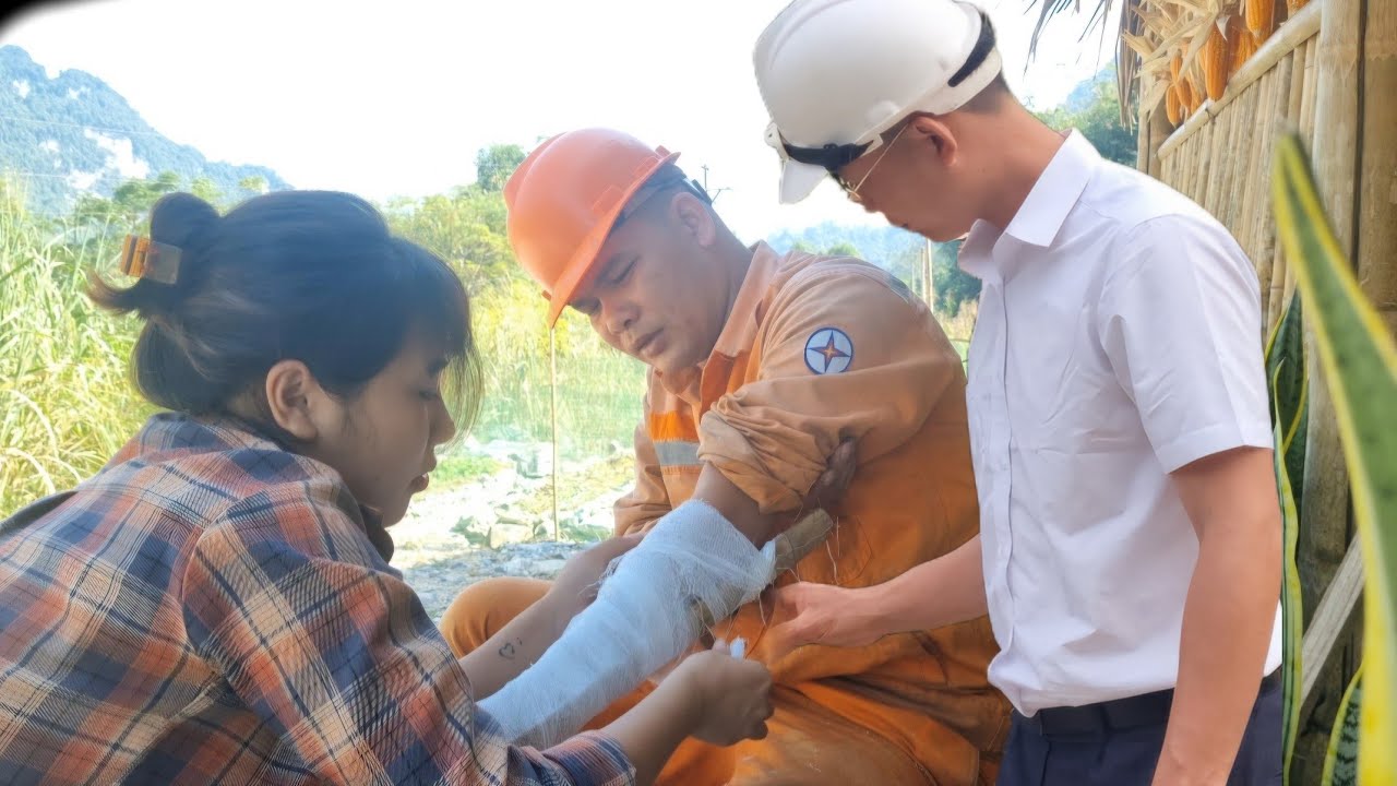 17-year-old single mother visits kind electrical engineer and the unexpected ending