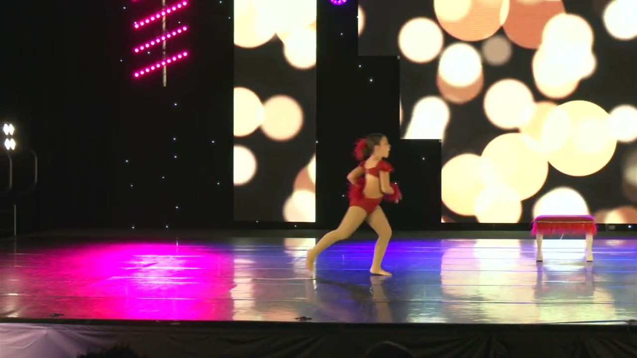 Just Dance Mini Solo Jazz Ainsley Bochenski Show Off