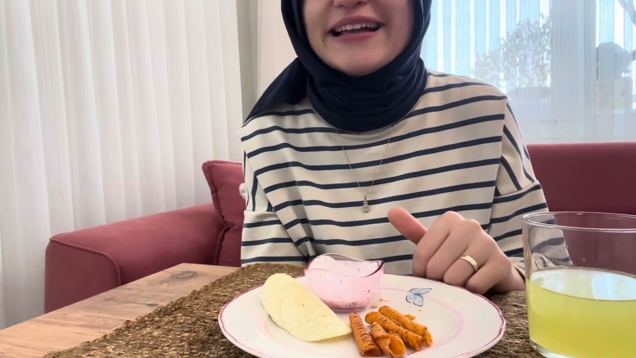 ASMR TÜRKÇE / Türkçe cips mukbang / Cips Asmr Türkçe sohbet