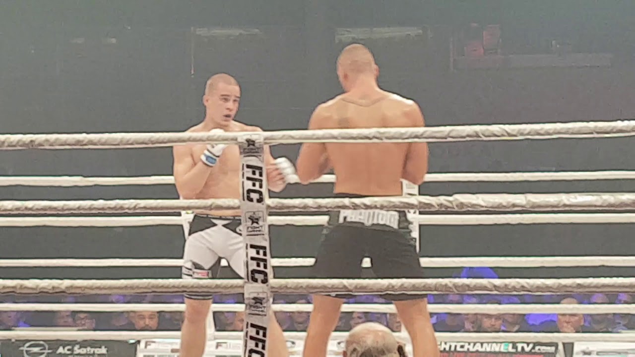 Dusko Todorovic vs Alexander Poppeck (2. runda) | FFC30, Linz 21.10.2017
