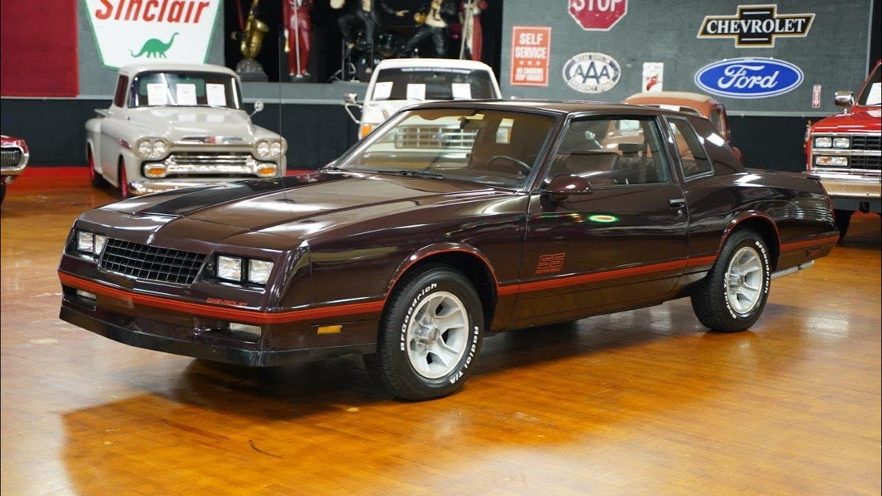 Chevrolet Monte Carlo SS Sport 1988 года выпуска.