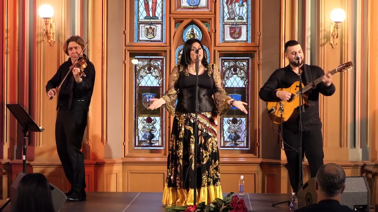NANE TSOKHA (Нане Цоха) - Raisa KOPILENKO & Alexey KOLESNIKOV (violin) & Rino RUDEVICH (guitar)