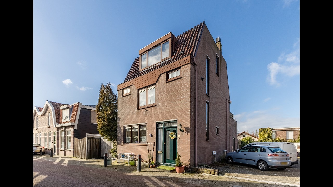 Verrassend ruime en uitstekend onderhouden woning mét goede fundering | Ganzenwerfstraat 12, Zaandam