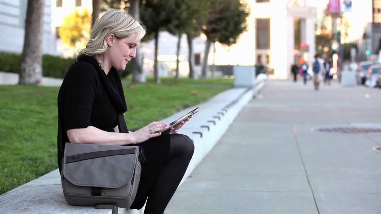 Lowepro Event Messenger