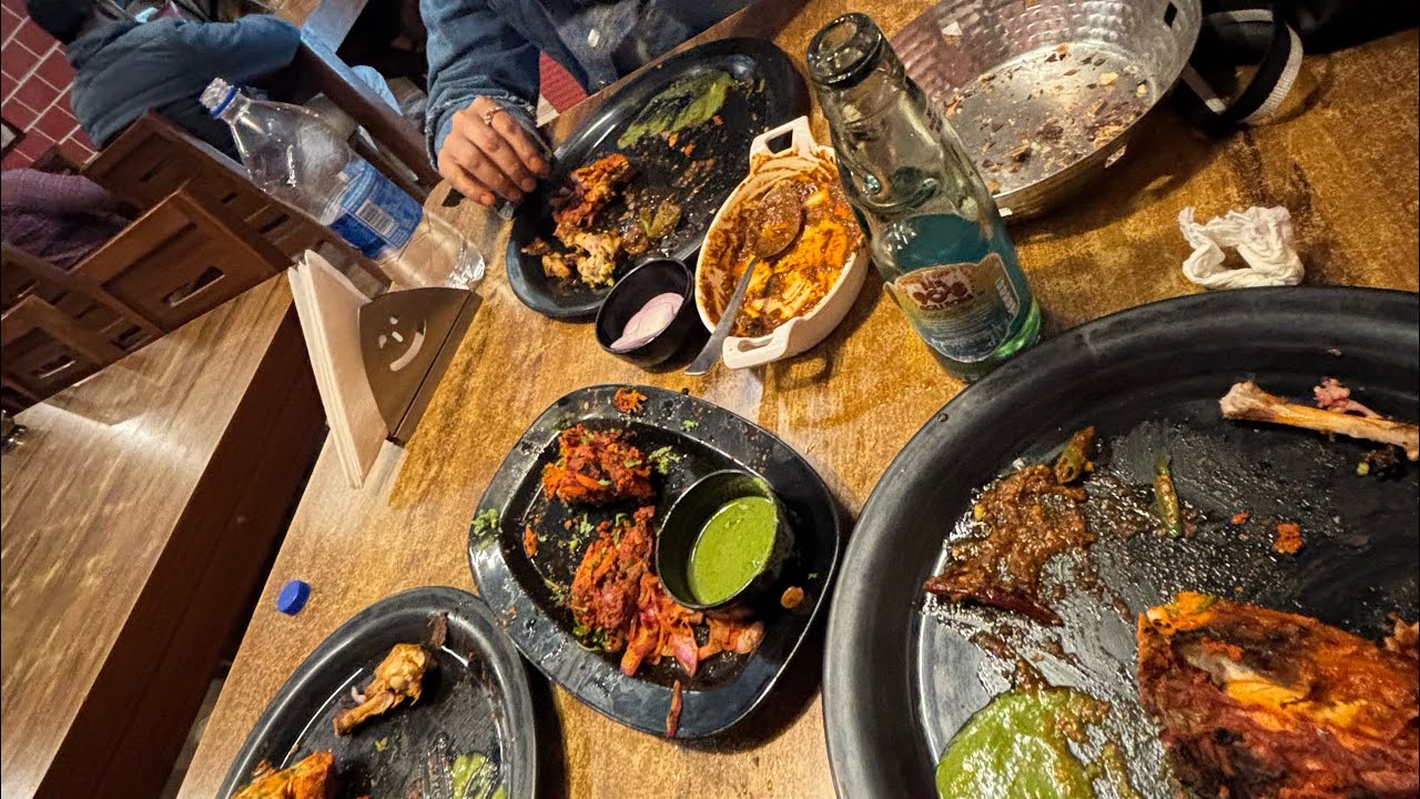 Dinner Aaj Raat Dost Ke Sath