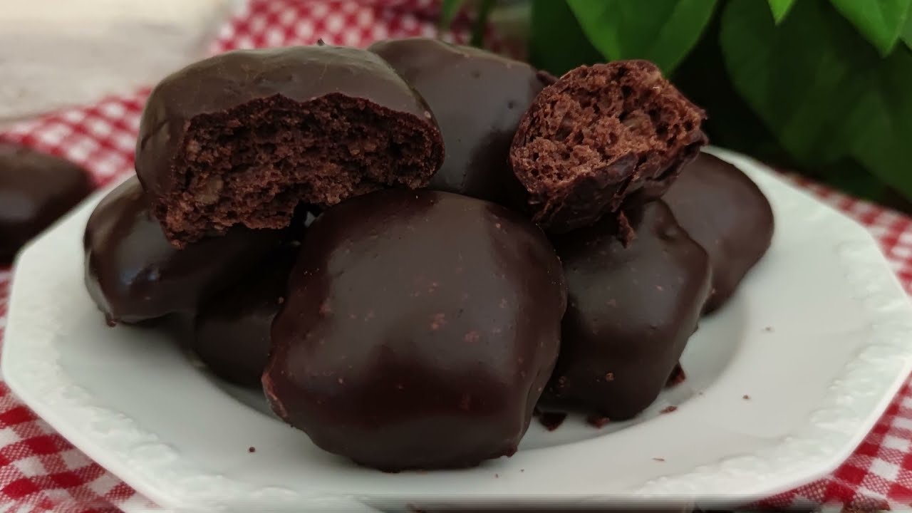 Mustaccioli - mustazzoli - scaiozzi - ricetta dolce tradizionale salentino