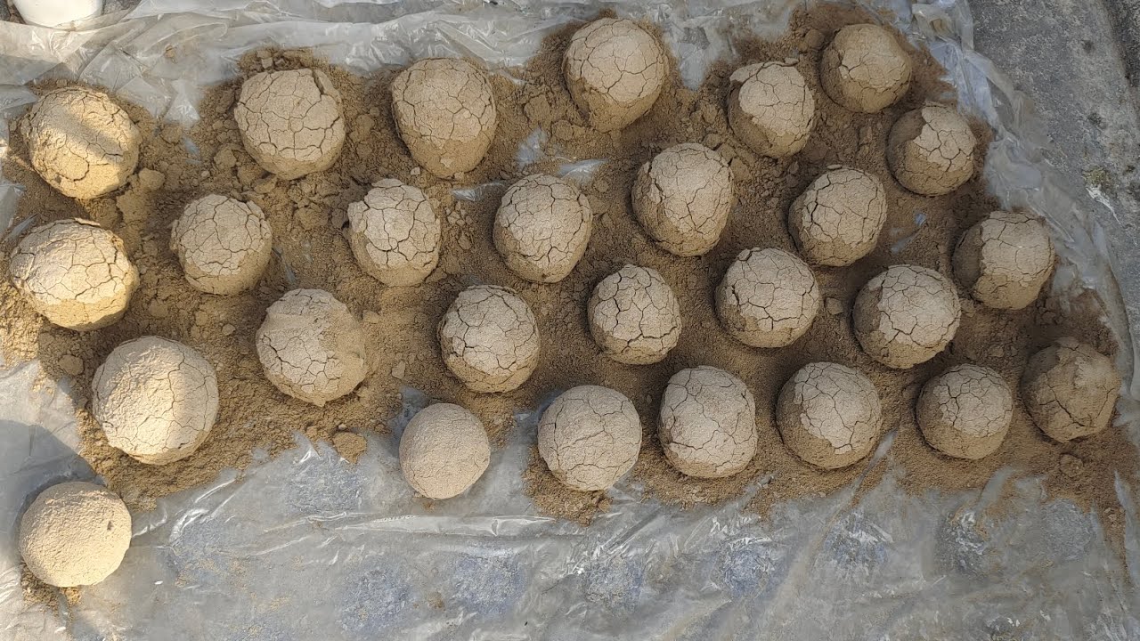 ASMR : 75 - 300 Subscribers Celebration 🎊 BALL SERIES -- 2 -- Pure Sand 🌊 Crumbling🟡 #puresand #asmr