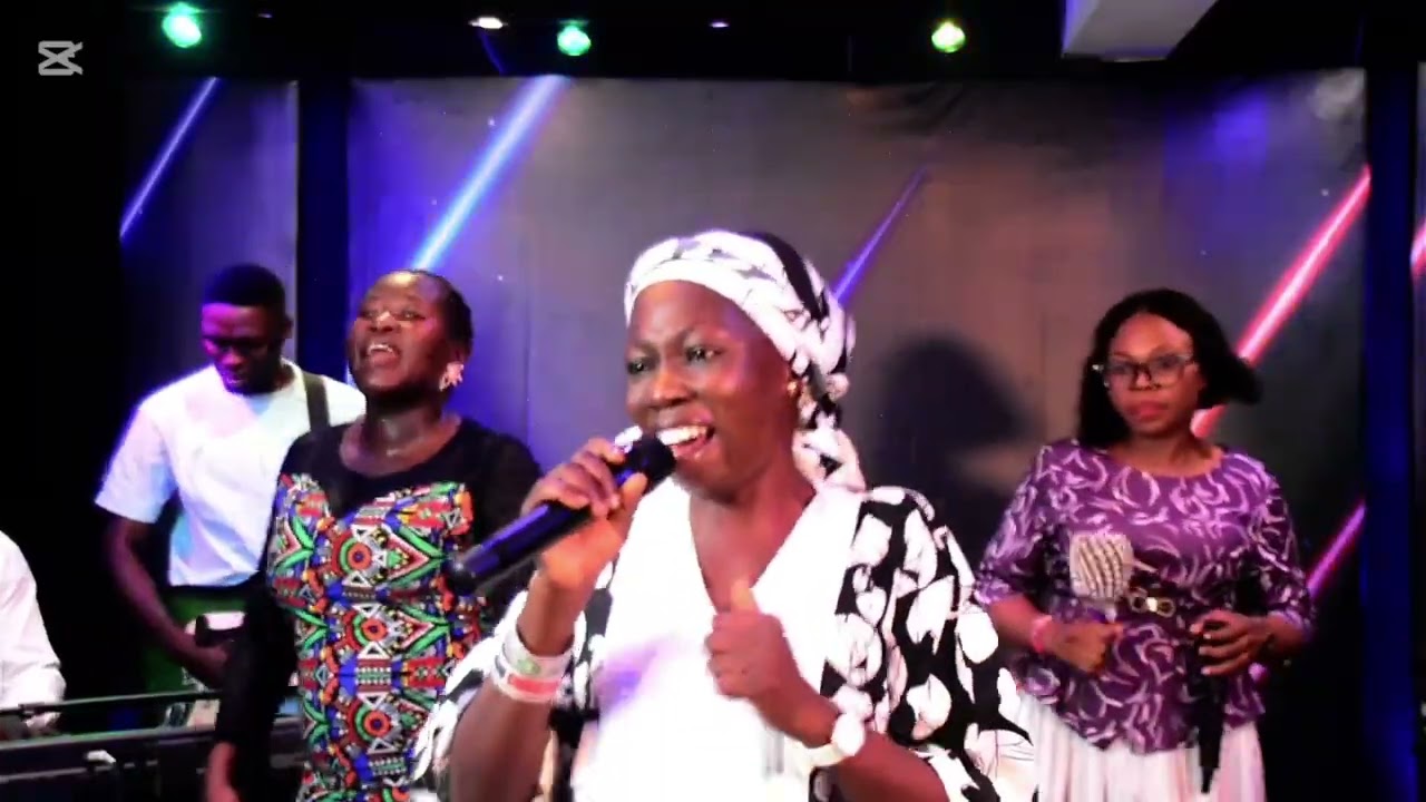 Altar of praise with Olufunke Akiikitan