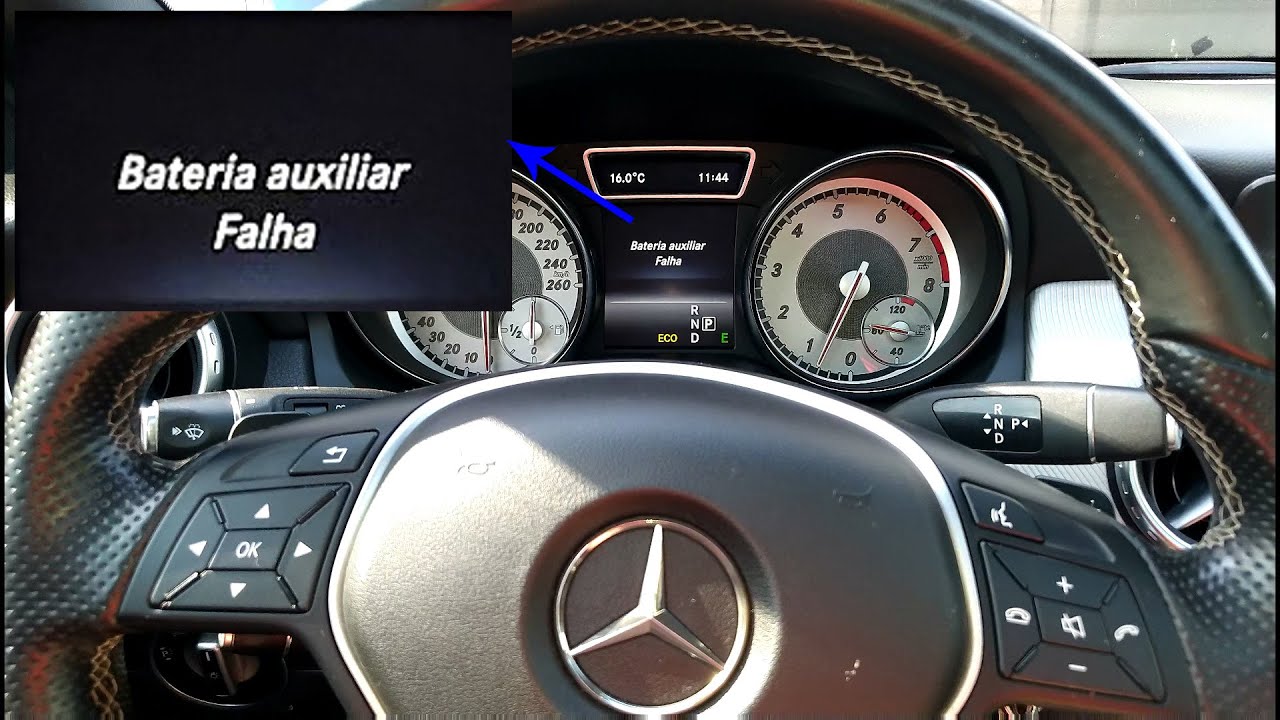 Bateria auxiliar falha Mercedes gla200 - A solução - Localização e substituição