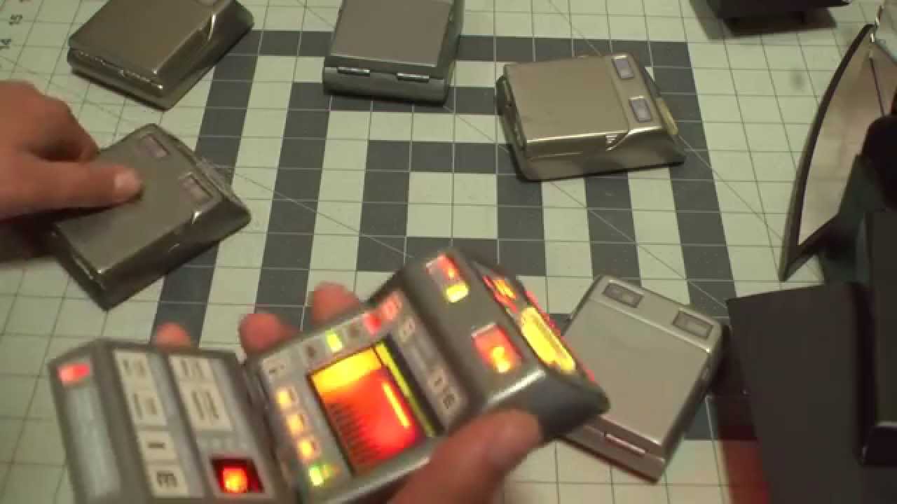 Roddenberry Legacy TR 590 MK IX Tricorder Prop Review - Starchwreck Props and Models