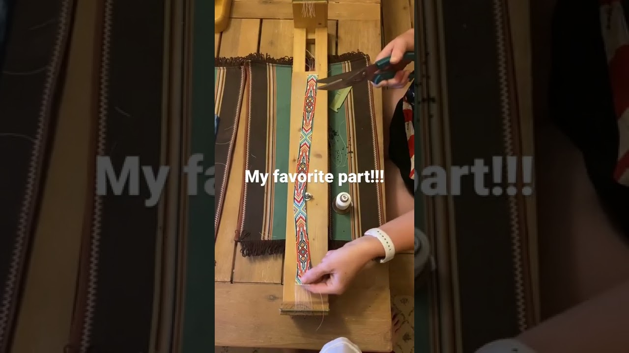 Removing a beadstrip from a loom! My favorite part!!