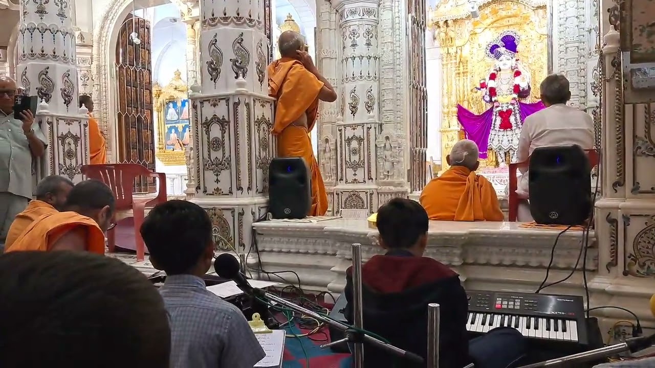 મુને પ્યારી લાગે મૂર્તિ તમારી...