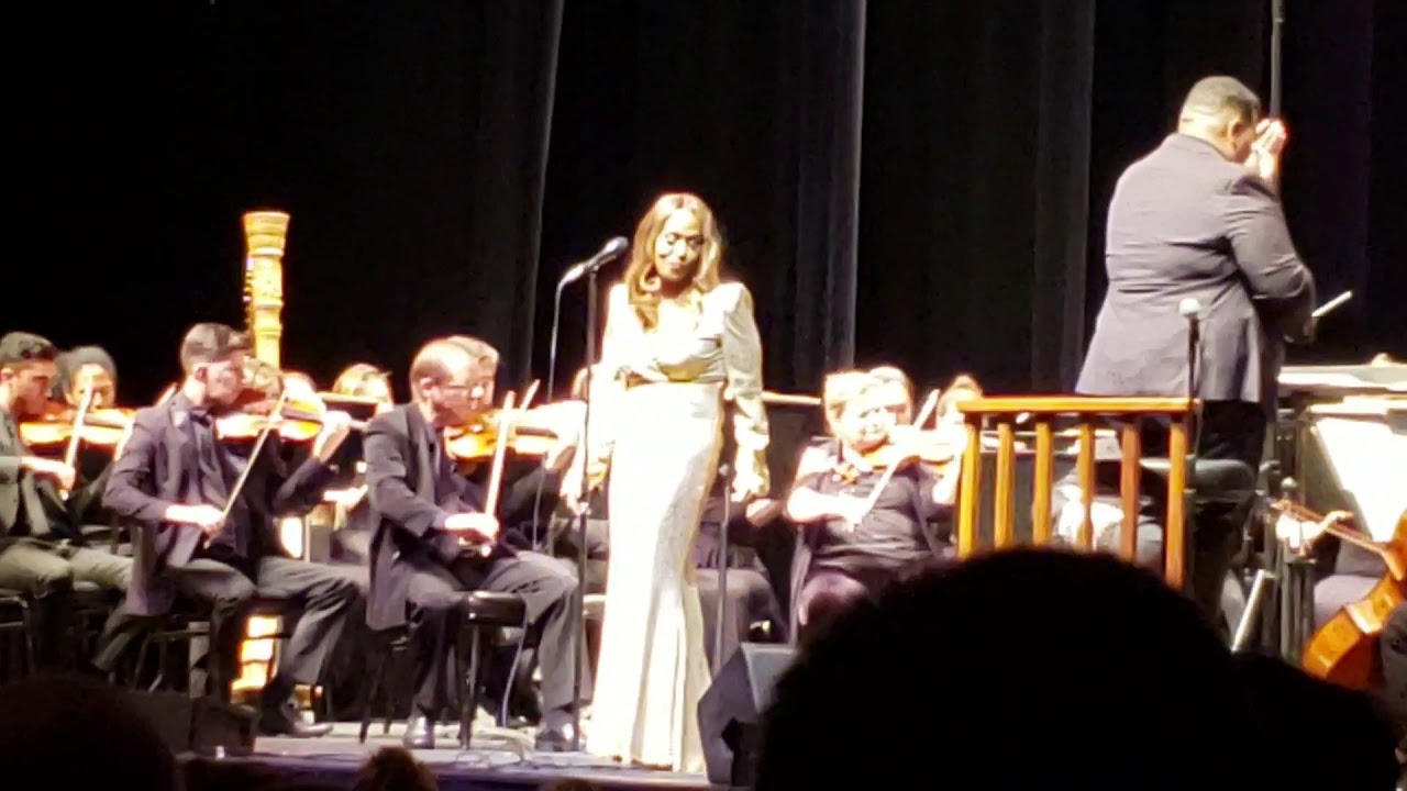 Jennifer Holliday - I Say a Little Prayer